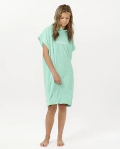 Rip Curl Classic Surf Hooded Towel – Girls (8-14 Years) -Rip Curl osi pimg 00cgto 4820 14