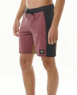 Rip Curl Mirage Sideways 18″ Boardshorts 35 Rip Curl Mirage Sideways 18″ Boardshorts -Rip Curl osi pimg 07bmbo 9373 15