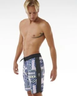 Rip Curl Mirage 3-2-One Ultimate 19″ Boardshorts -Rip Curl osi pimg 07xmbo 0108 16